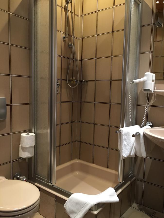 Gasthof Zur Sonne Winzenhohl Hösbach Eksteriør billede